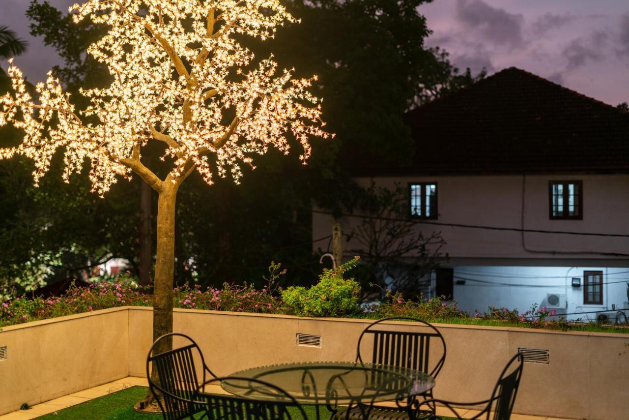 Clove Villa Kandy Bagian luar foto